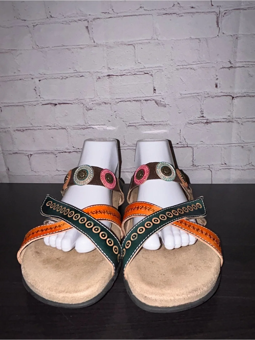 L'Artiste Glendora sandals women’s size 41/9